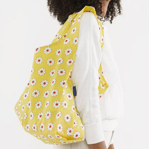 
            
                Load image into Gallery viewer, Standard Baggu Daisy Yellow
            
        