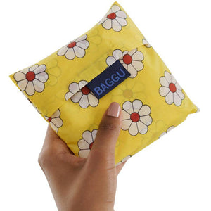 
            
                Load image into Gallery viewer, Standard Baggu Daisy Yellow
            
        