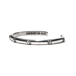 
            
                Load image into Gallery viewer, Hempstar Bangle Silver
            
        