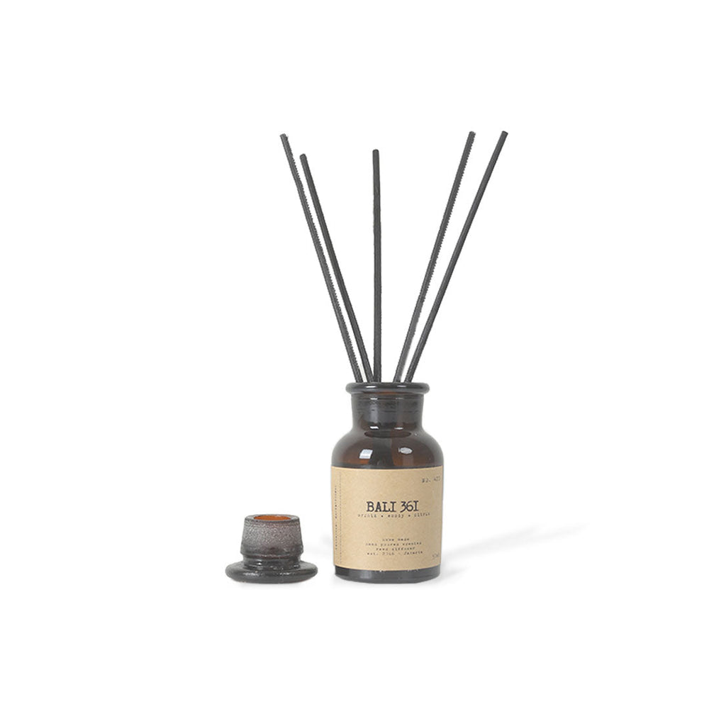 
            
                Load image into Gallery viewer, Reed Diffuser Bali 361 - 50 ml
            
        